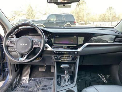 2022 kia niro ex premium in sheboygan, wisconsin