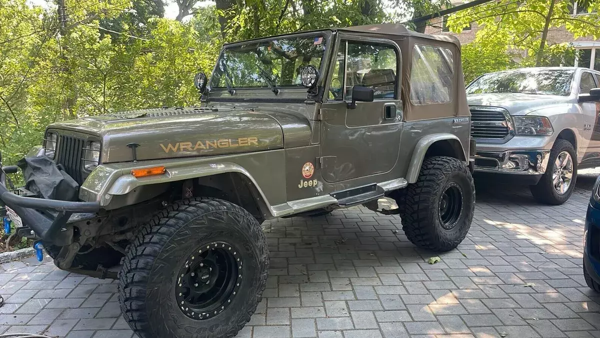 1990 jeep wrangler grey sahara