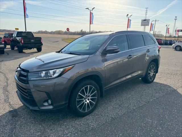 2017 toyota highlander se