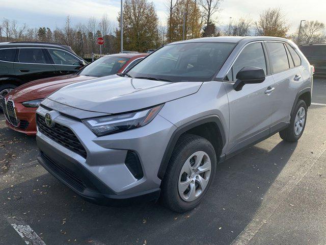 2023 toyota rav4 le