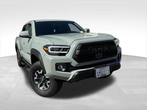 2023 toyota tacoma