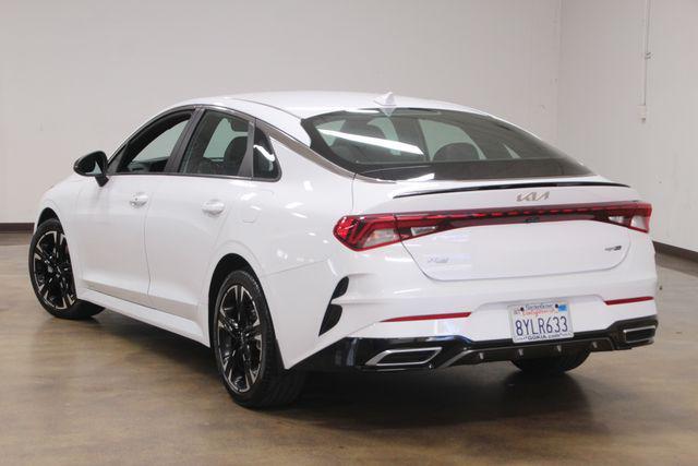 2022 kia k5 gt-line
