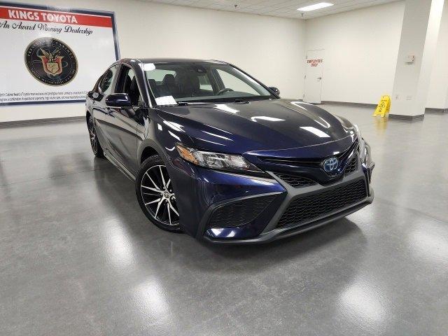 2022 toyota camry hybrid nightshade
