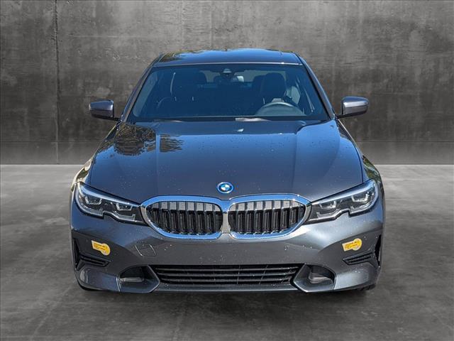 2022 bmw 330e base