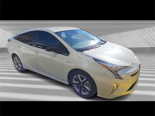 2017 toyota prius four
