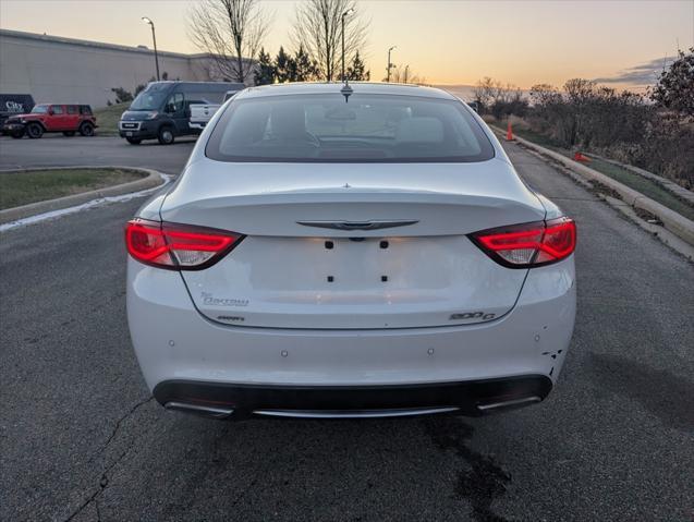 2015 chrysler 200 c