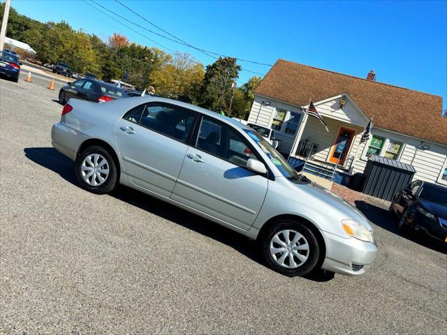 2004 toyota corolla le