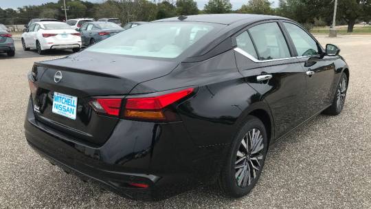 2025 Nissan Altima