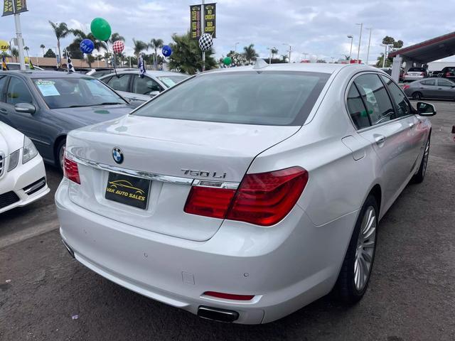 2012 bmw 750 li