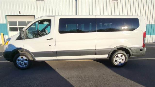 2017 ford transit-350 xlt