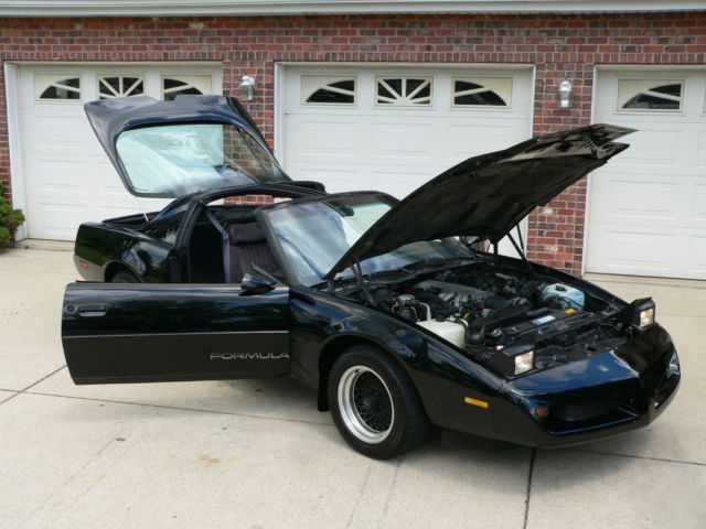 1992 pontiac firebird formula 5.7, t tops, 1 of 15 made. no reserve auction