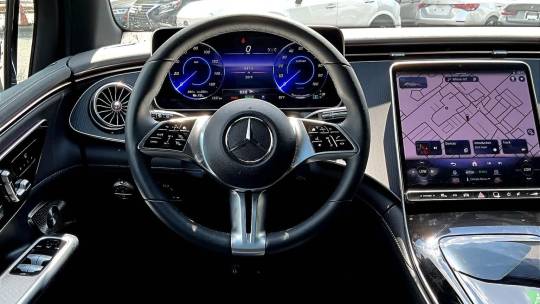 2023 Mercedes-Benz EQE SUV