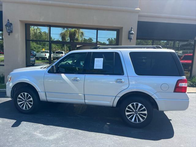 2017 ford expedition xlt