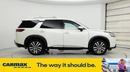 2022 Nissan Pathfinder