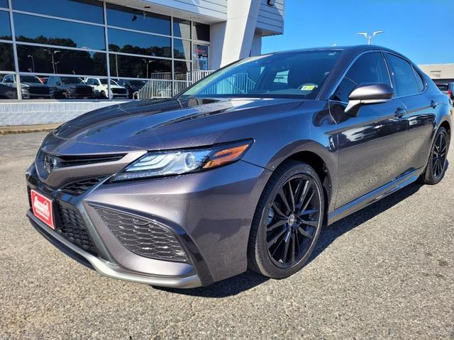 2022 toyota camry xse
