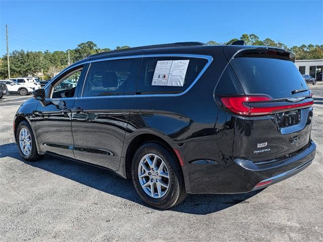2022 chrysler pacifica touring-l