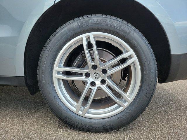 2021 porsche macan 4dr awd