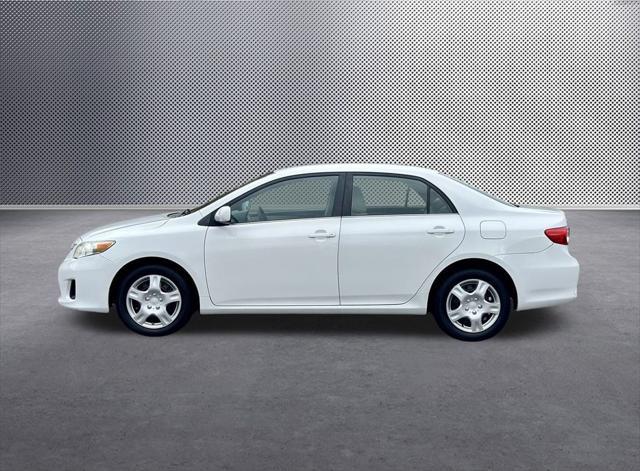2013 toyota corolla le