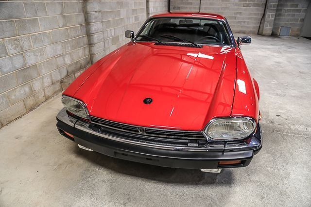 1989 jaguar xjs, red w/ 16,920 miles! collector car!