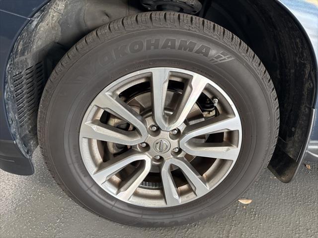 2015 nissan pathfinder sv