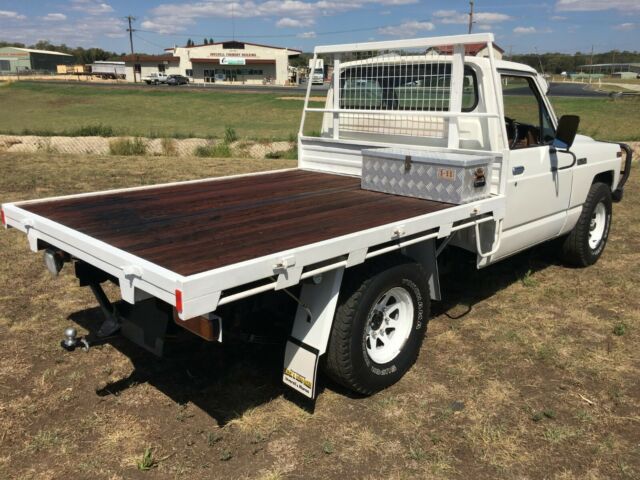 1986 nissan mq patrol g160 4x4 traytop ute/nissan/datsun