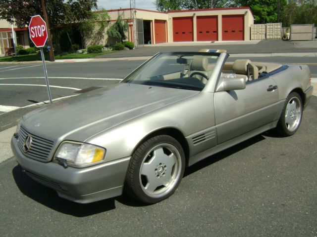 mercedes 1993 500sl 2 tops in good condition