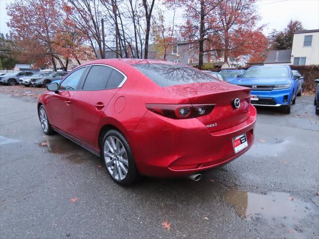 2022 mazda mazda3 fwd w/preferred package