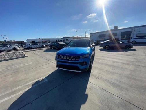 2022 jeep compass