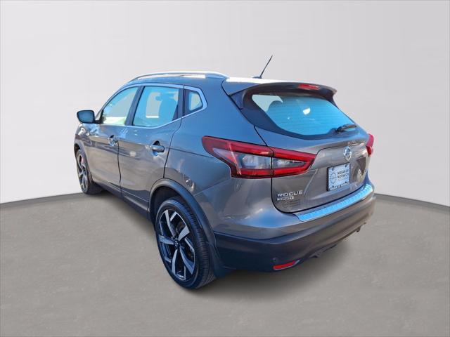 2022 nissan rogue sport sl
