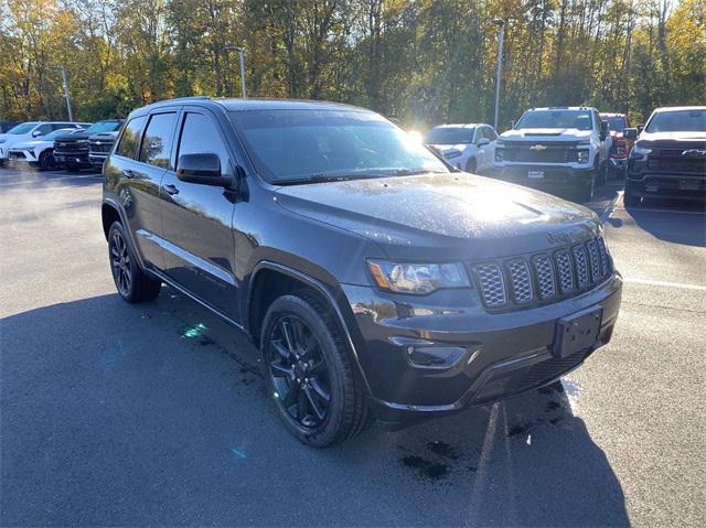 2017 jeep grand cherokee altitude