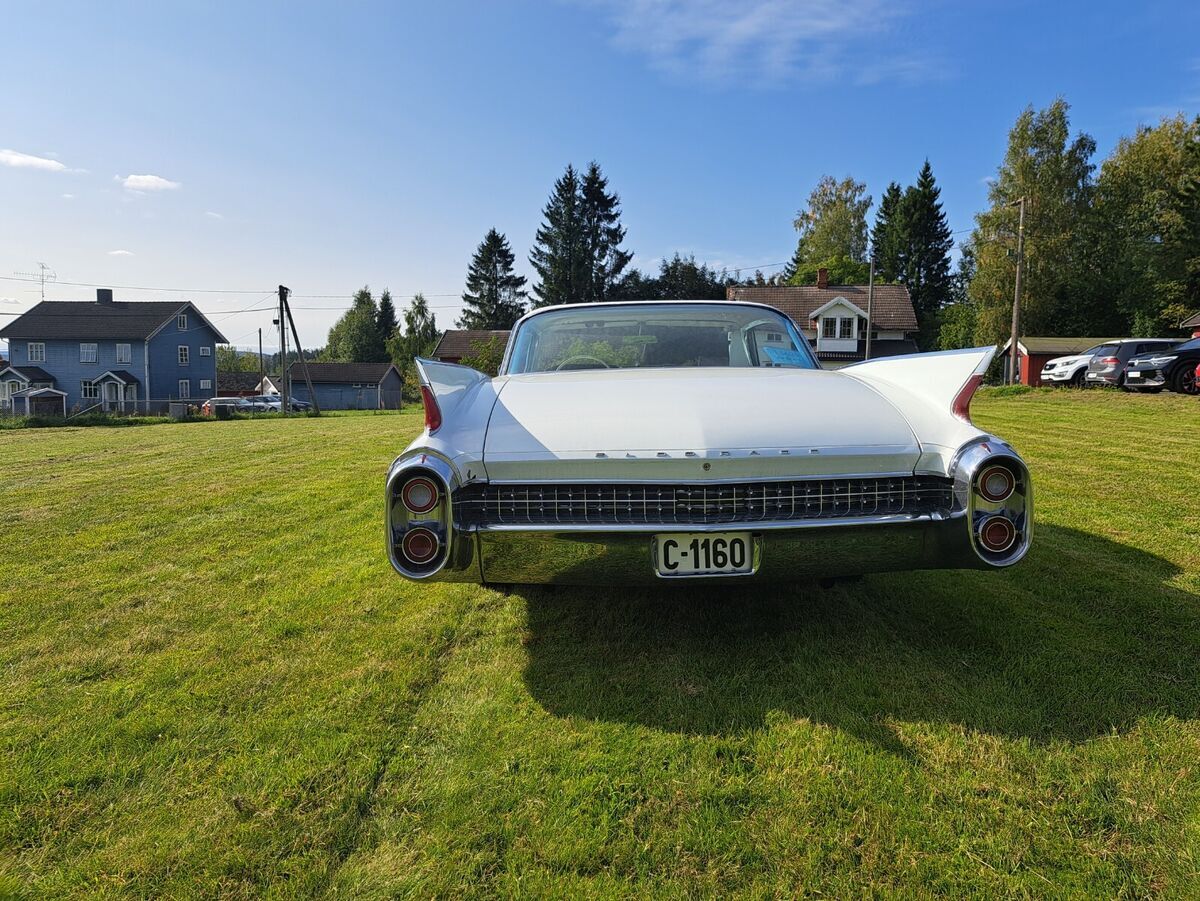 1960 cadillac eldorado seville 2-door hardtop 6.4l