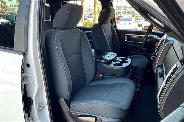 2021 ram 1500 classic warlock crew cab 4x4 5'7' box
