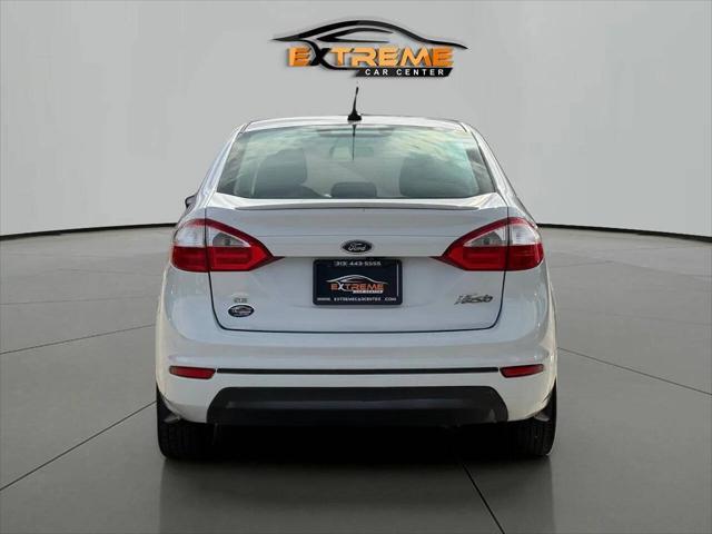 2019 ford fiesta se