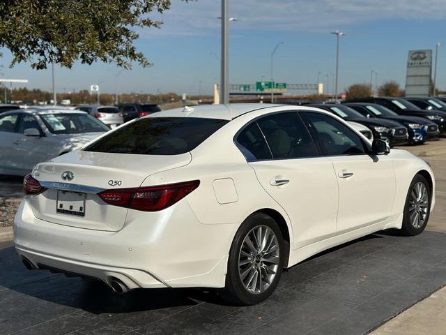 2022 infiniti q50 luxe