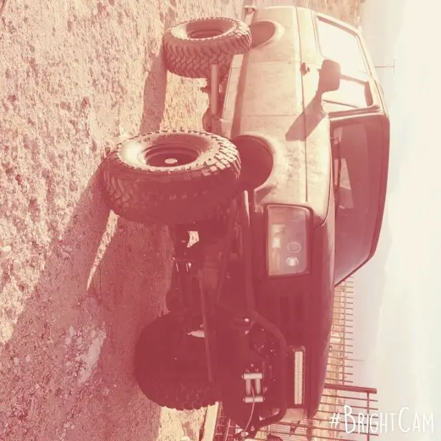 1993 ford bronco email eplosee@yahoo.com