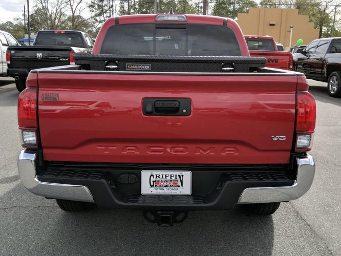 used 2018 toyota tacoma w/ sr5 package tifton, ga 31794 for sale in tifton, georgia