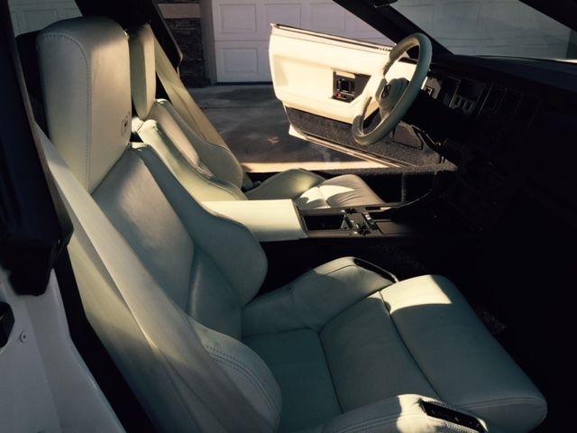 1988 35th anniversary corvette