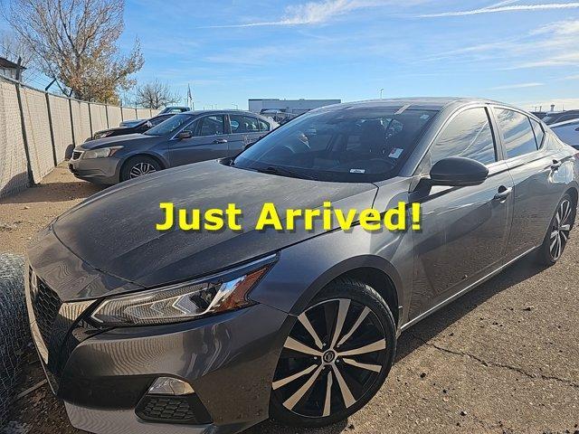 2020 nissan altima 2.5 sr
