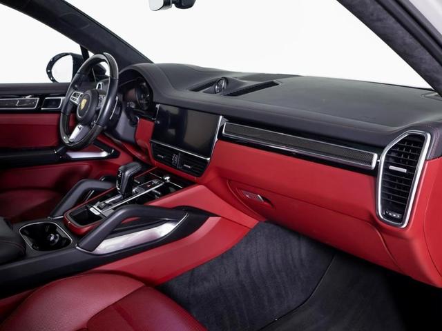2022 porsche cayenne turbo coupe awd