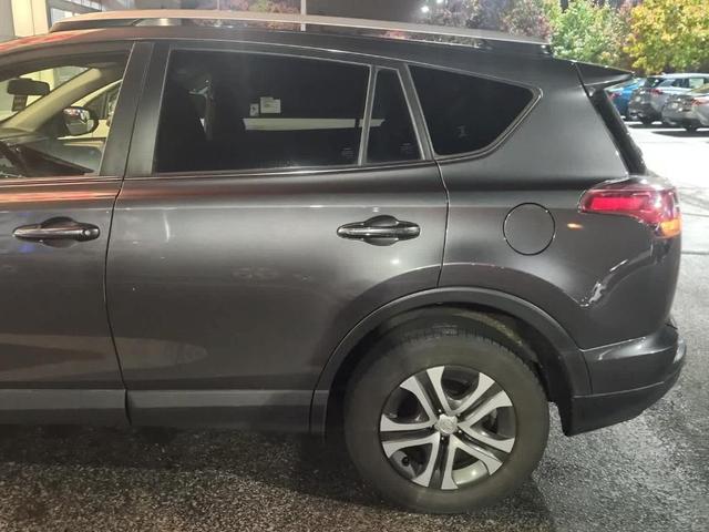 2016 toyota rav4 le