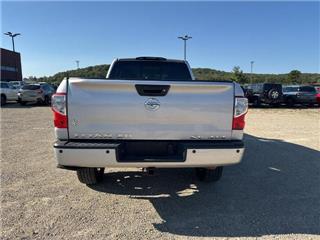 2019 Nissan Titan s