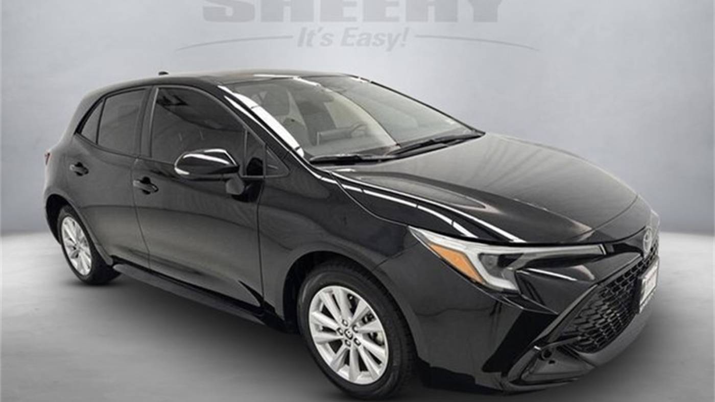 2025 toyota corolla hatchback se