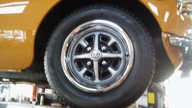 excellent 1970 mgb gt with factory overdrive