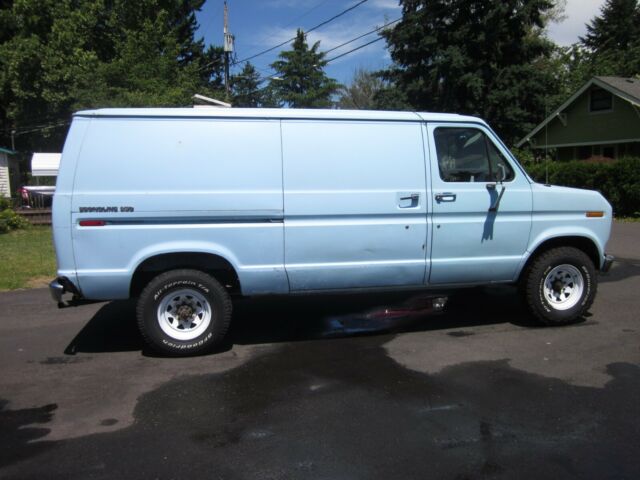 1978 ford econoline e250, 5-speed manual overdrive, v8, rear window van