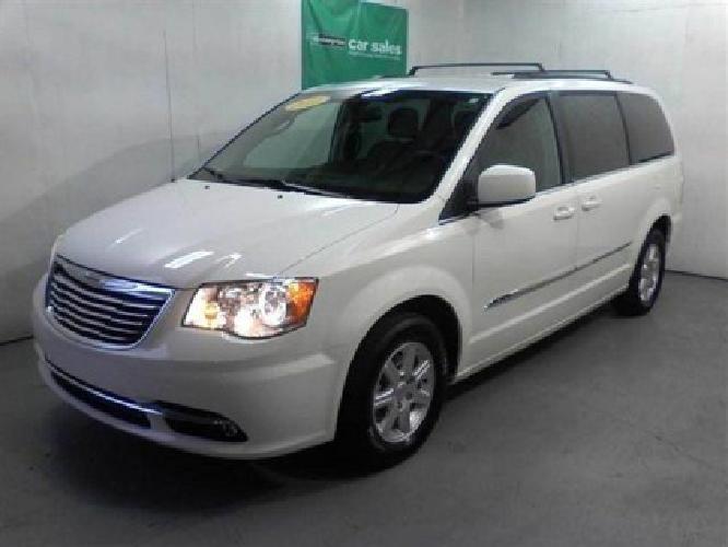2012 chrysler town & country touring minivan 4d in columbus, oh