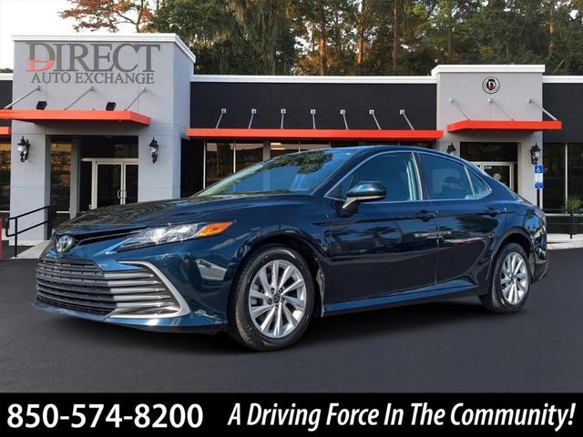 2021 toyota camry le