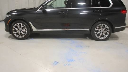 2022 BMW X7