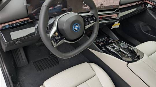 2024 BMW i5