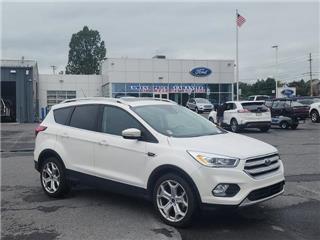 2019 Ford Escape titanium
