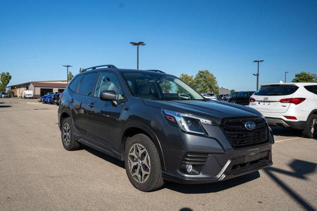 2022 subaru forester premium